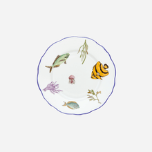 Load image into Gallery viewer, Poissons Exotiques Dinner Plate