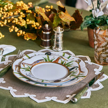 Load image into Gallery viewer, Oiseaux et Bamboo Dinner Plate