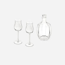 Load image into Gallery viewer, Twist 1586 Mature Spirits Tasting Set