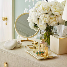 Load image into Gallery viewer, Shagreen Heart Box Dove aerin