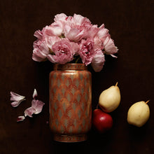 Load image into Gallery viewer, L'Objet | Fortuny Piumette Medium Vase