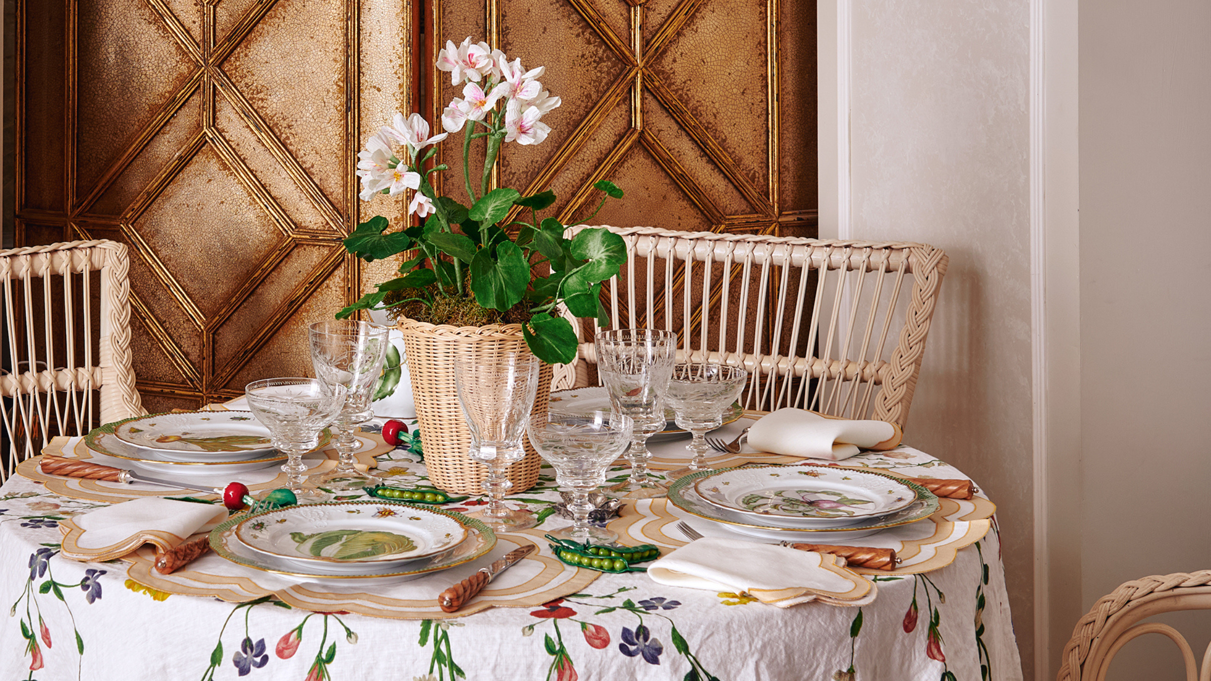 Château du Jonchet Tabletop Edit