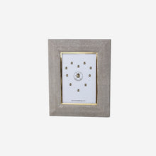 Load image into Gallery viewer, Bella Frame Barley Shagreen
