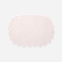 Load image into Gallery viewer, Set of Four Savannah Gardens Oval Pink Placemats
