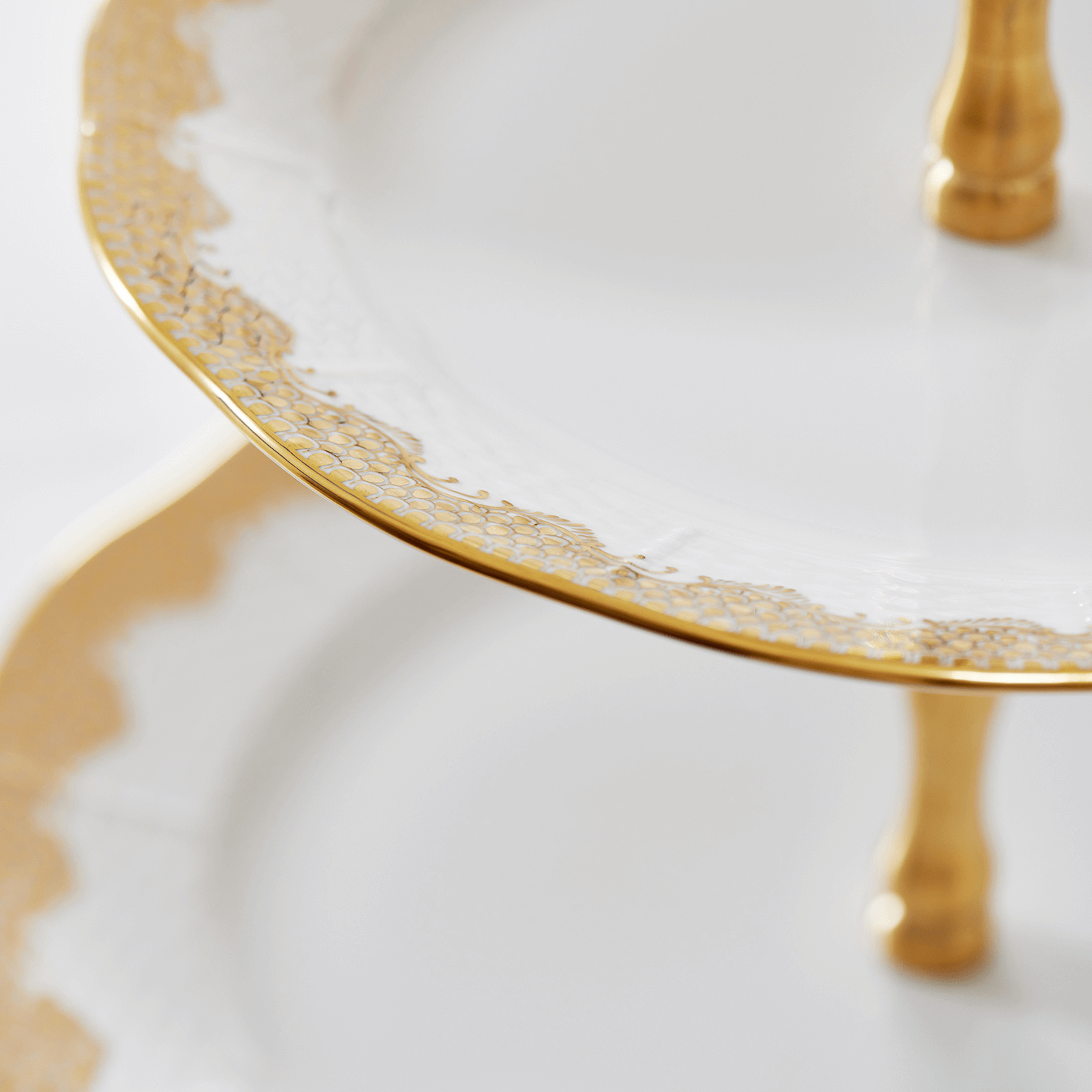Fish Scale Gold 3-Tier Cake Stand