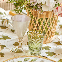 Load image into Gallery viewer, Fumé Torsadé White Wine Glass
