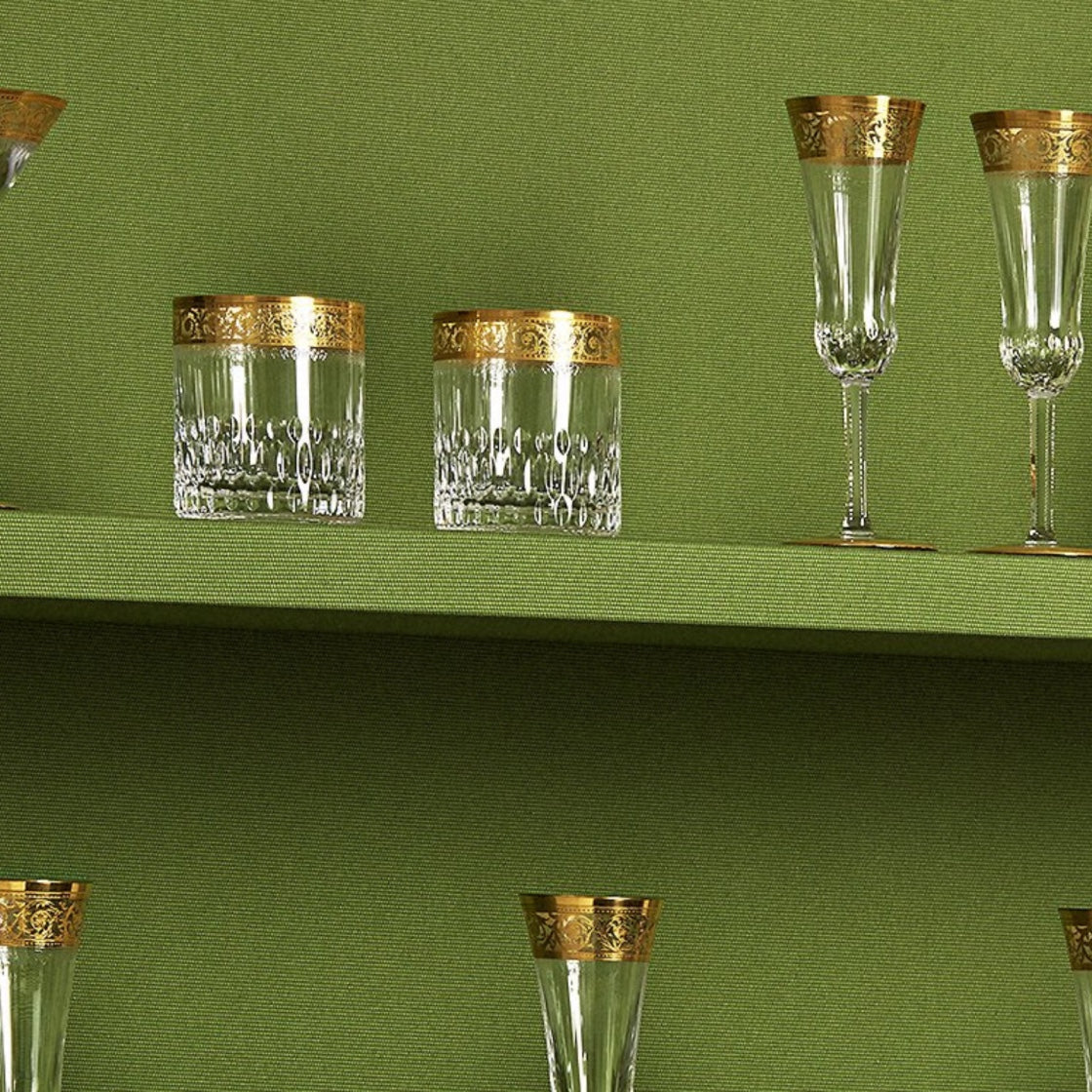 Thistle Medium Old Fashion Gold No. 3