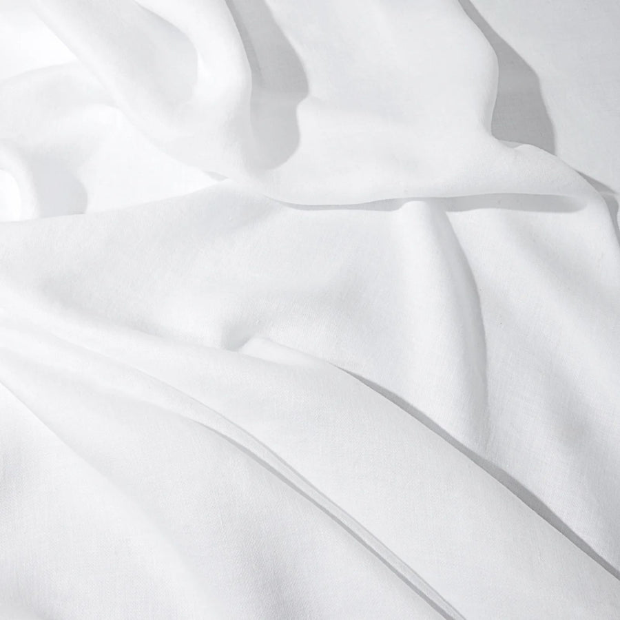 L'Objet White Linen Sateen Tablecloth