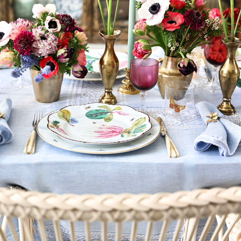 Bonadea Mozzano Tablecloth with 12 Napkins Blue