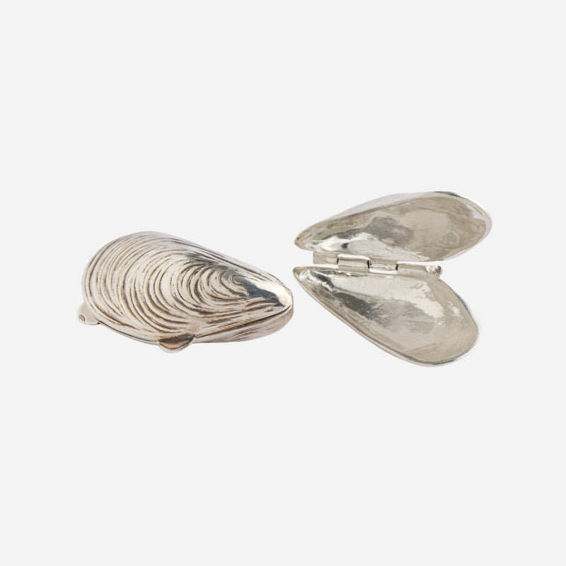 Silver Moules Tongs