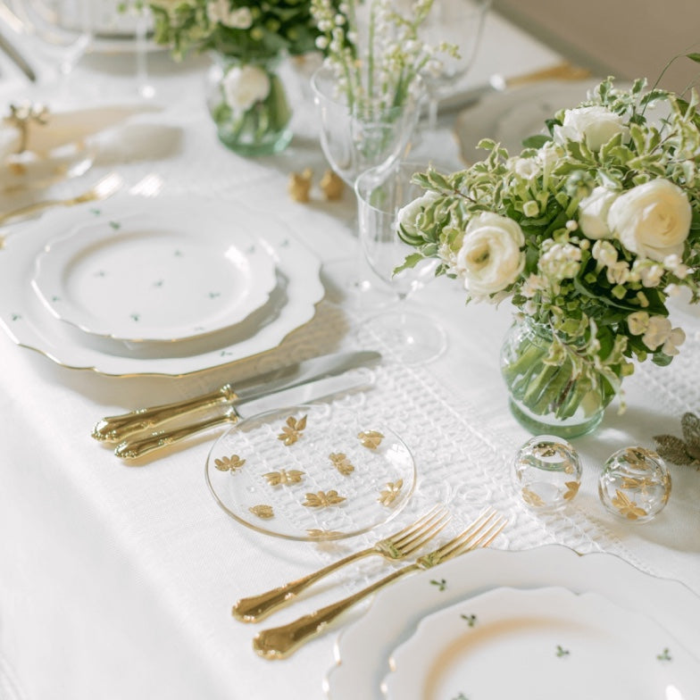 Mozzano Tablecloth with 12 Napkins White