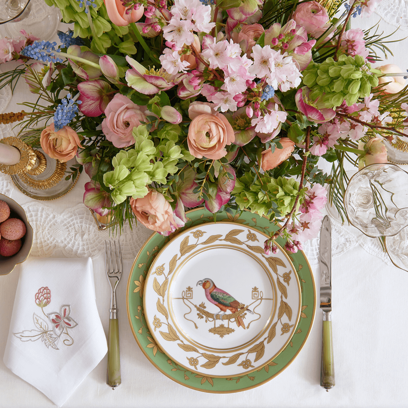 Bonadea | Ginori 1735 | Volière Bird Dinner Plate - Set of 6 Bonadea | Ginori 1735 | Volière Bird Dinner Plate - Set of 6