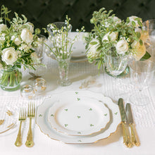 Load image into Gallery viewer, Grape Leaves Oval Dish Small
