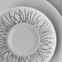 Load image into Gallery viewer, JL Coquet Toundra Platinum Dinner Plate
