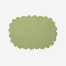 Load image into Gallery viewer, Matouk Set-of-Four Savannah Gardens Placemats - Spring Green
