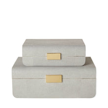 Load image into Gallery viewer, Modern Shagreen Small Jewellery Box Dove Aerin Bonadea
