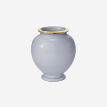 Load image into Gallery viewer, Bonadea aerin sienna vase

