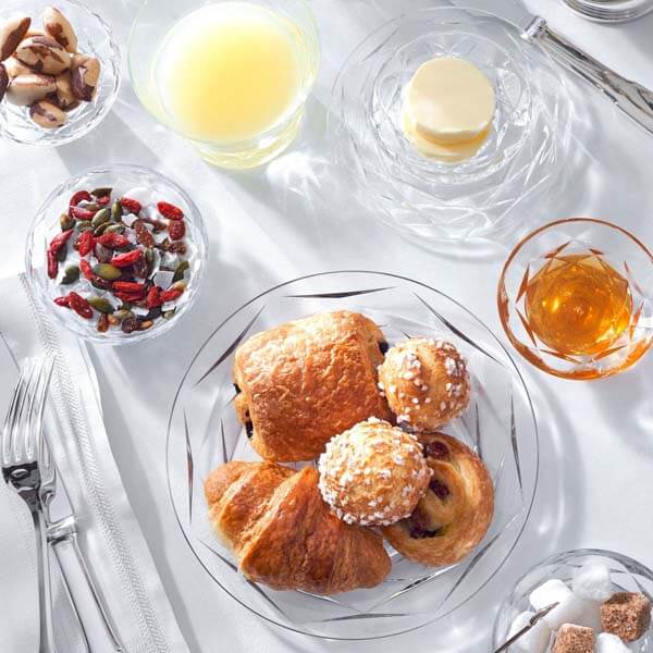 Swing small plate in crystal by baccarat bonadea